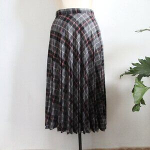 Wool Cashmere Plaid Bias Cut Skirt Pleated Union Label Made in Canada